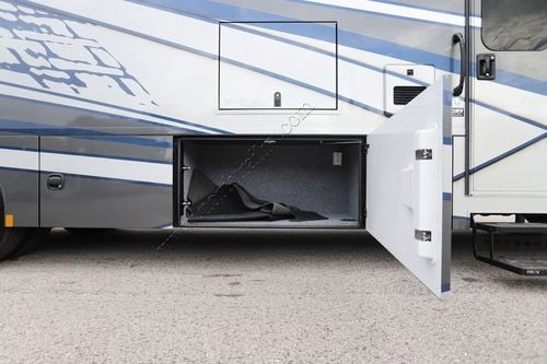 2023 Renegade Rv Valencia 36SB