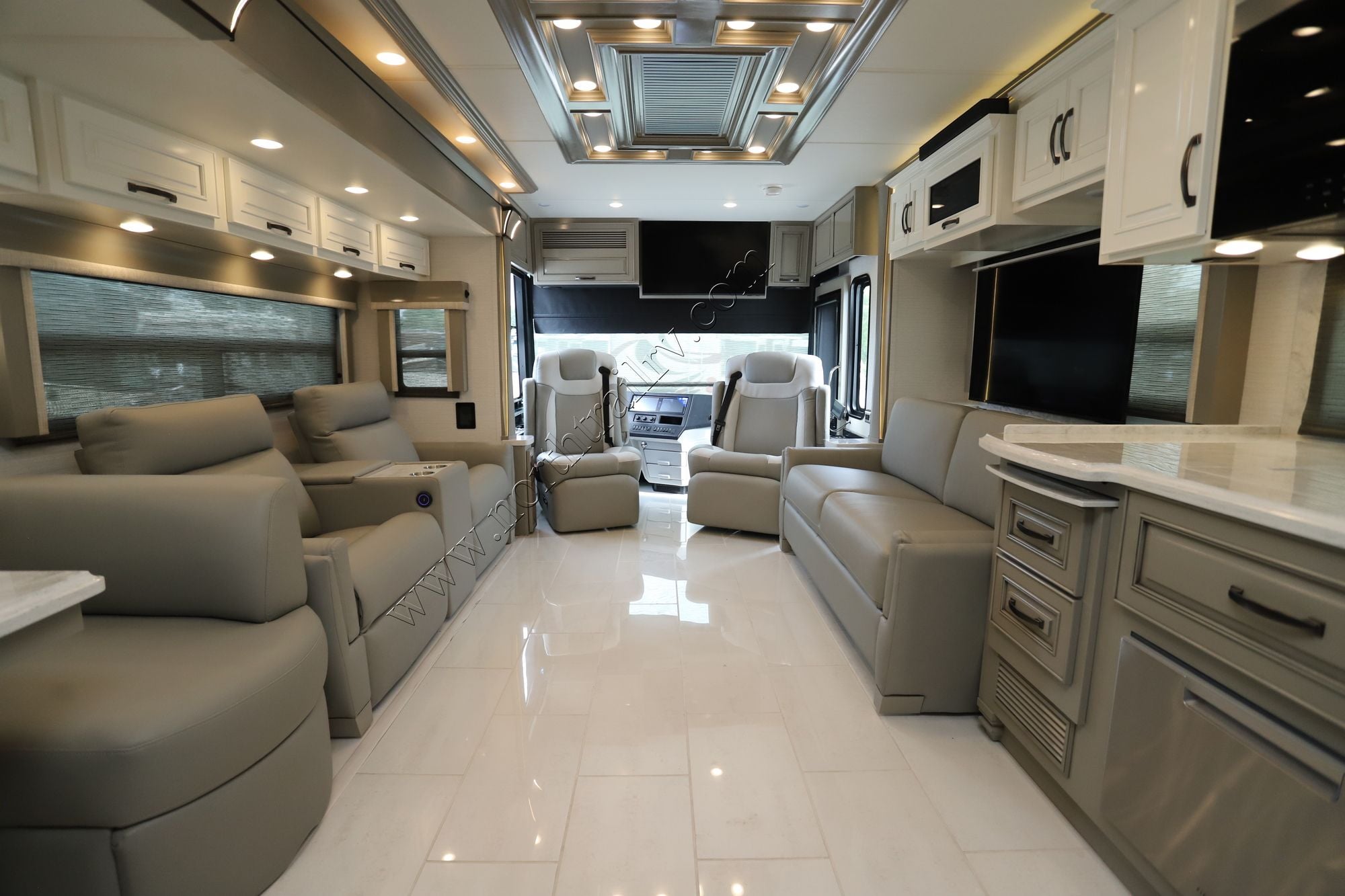 New 2026 Newmar Dutch Star 4369 Class A  For Sale