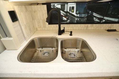 2026 Tiffin Motor Homes Allegro Bus 40IP