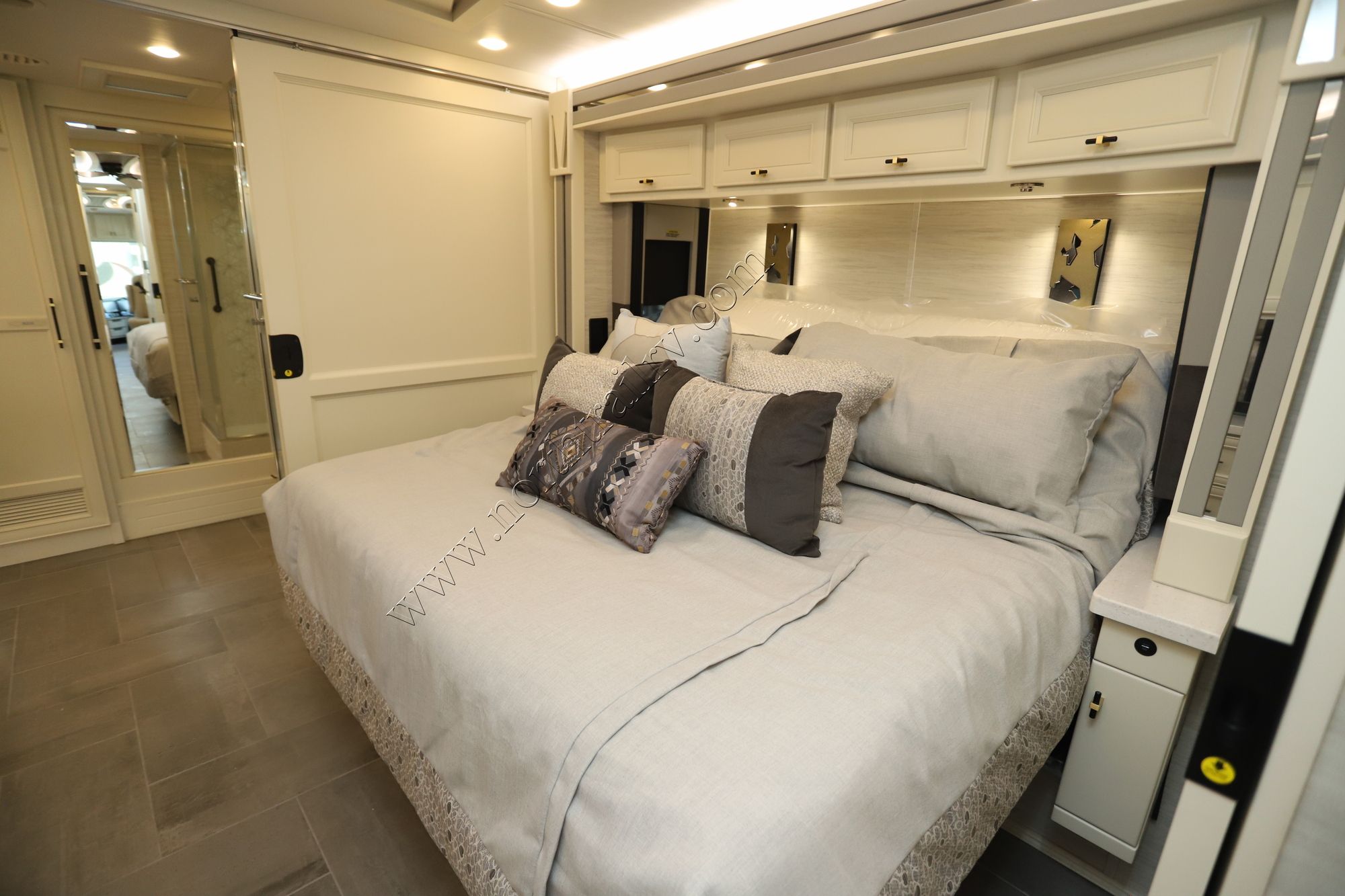 New 2026 Tiffin Motor Homes Allegro Bus 40IP Class A  For Sale