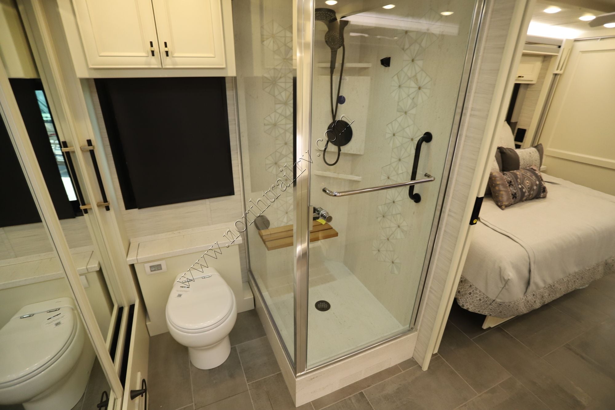 New 2026 Tiffin Motor Homes Allegro Bus 40IP Class A  For Sale