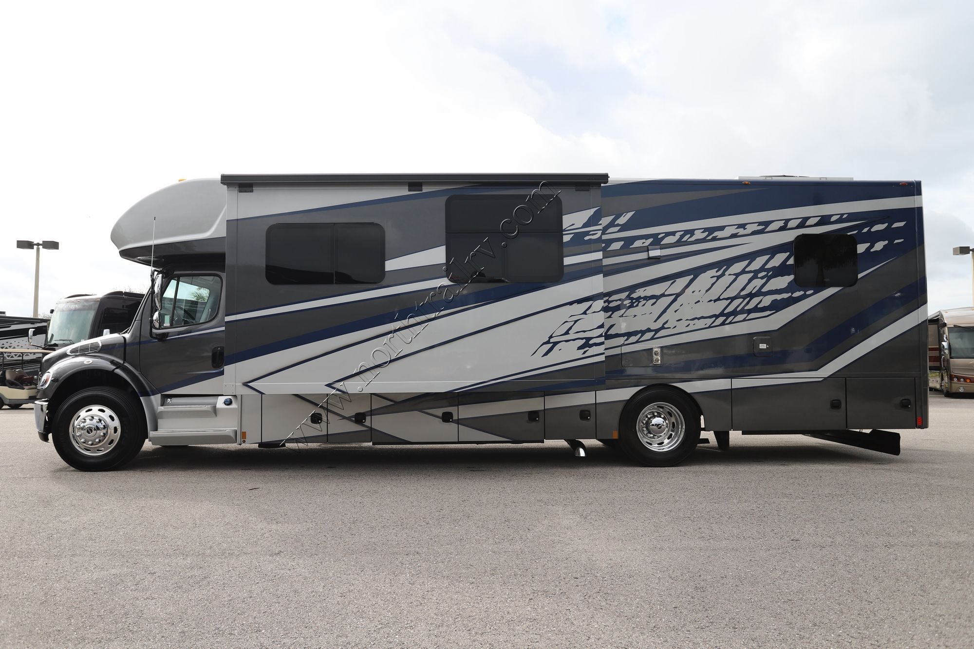 Used 2023 Renegade Rv Valencia 36SB Super C  For Sale