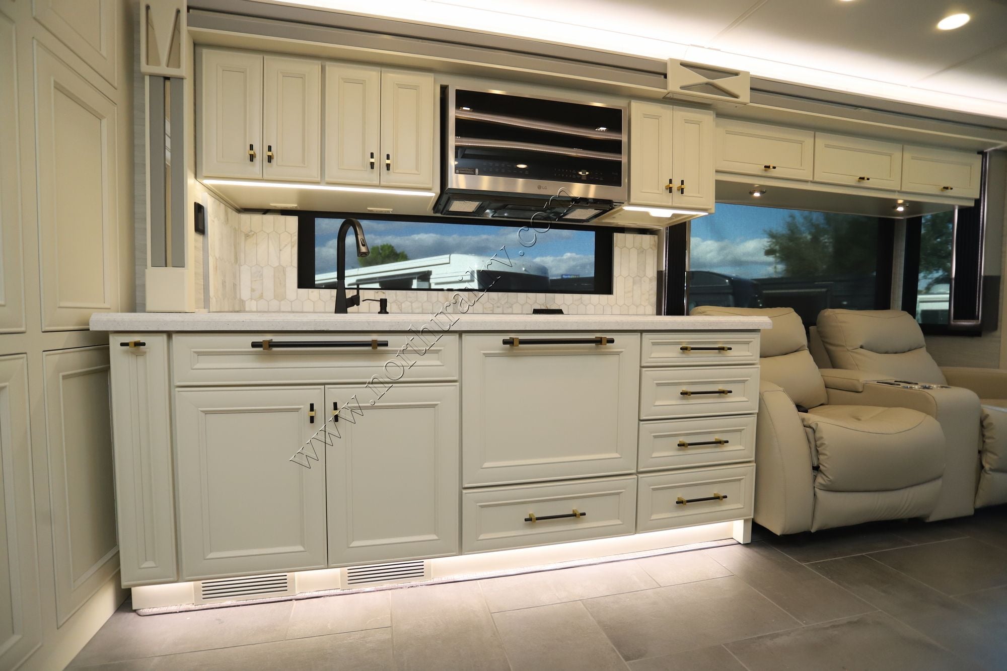 New 2026 Tiffin Motor Homes Allegro Bus 40IP Class A  For Sale