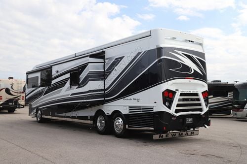 2026 Newmar Dutch Star 4369