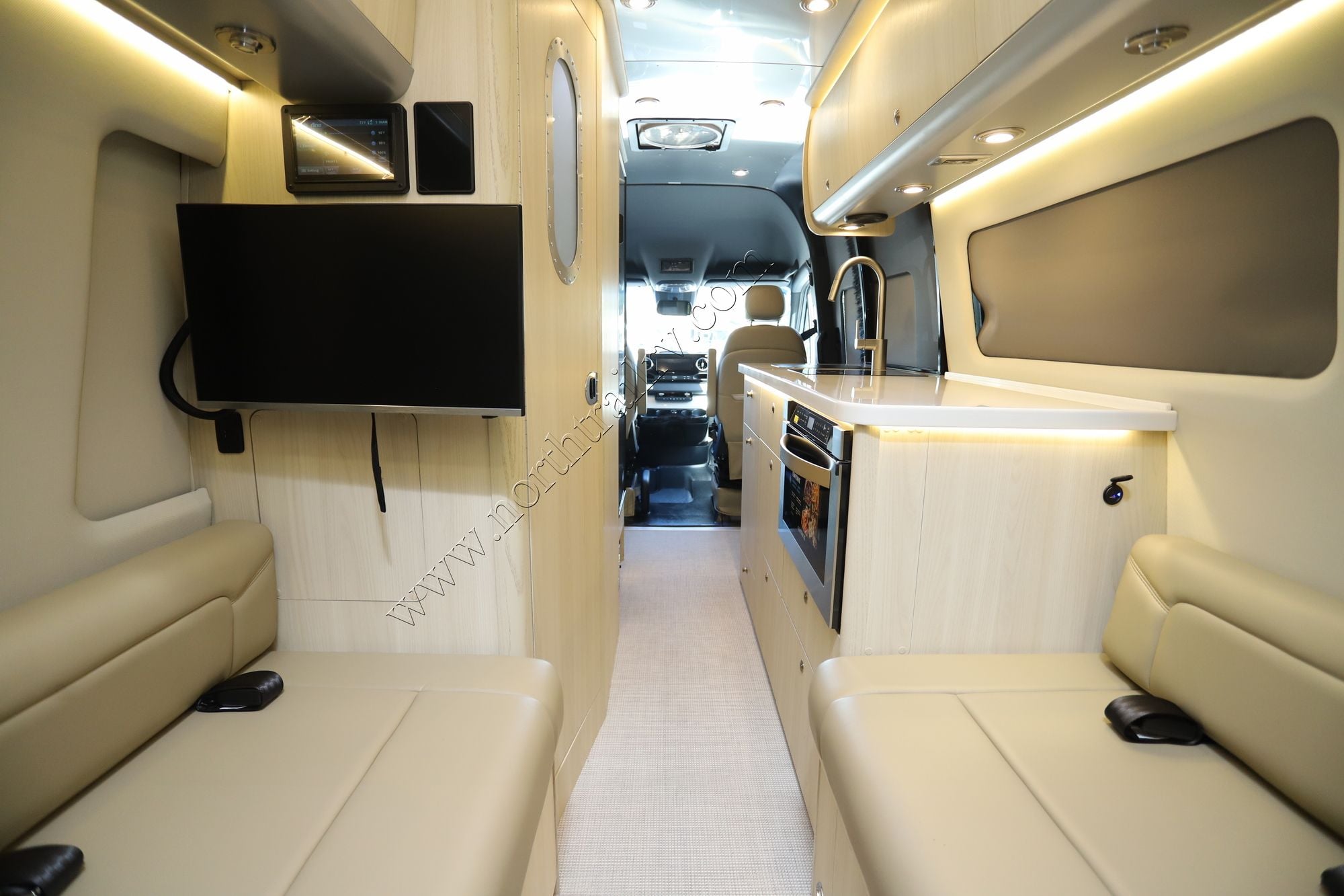 2026 Airstream Interstate Grand Tour AP Class B New  For Sale