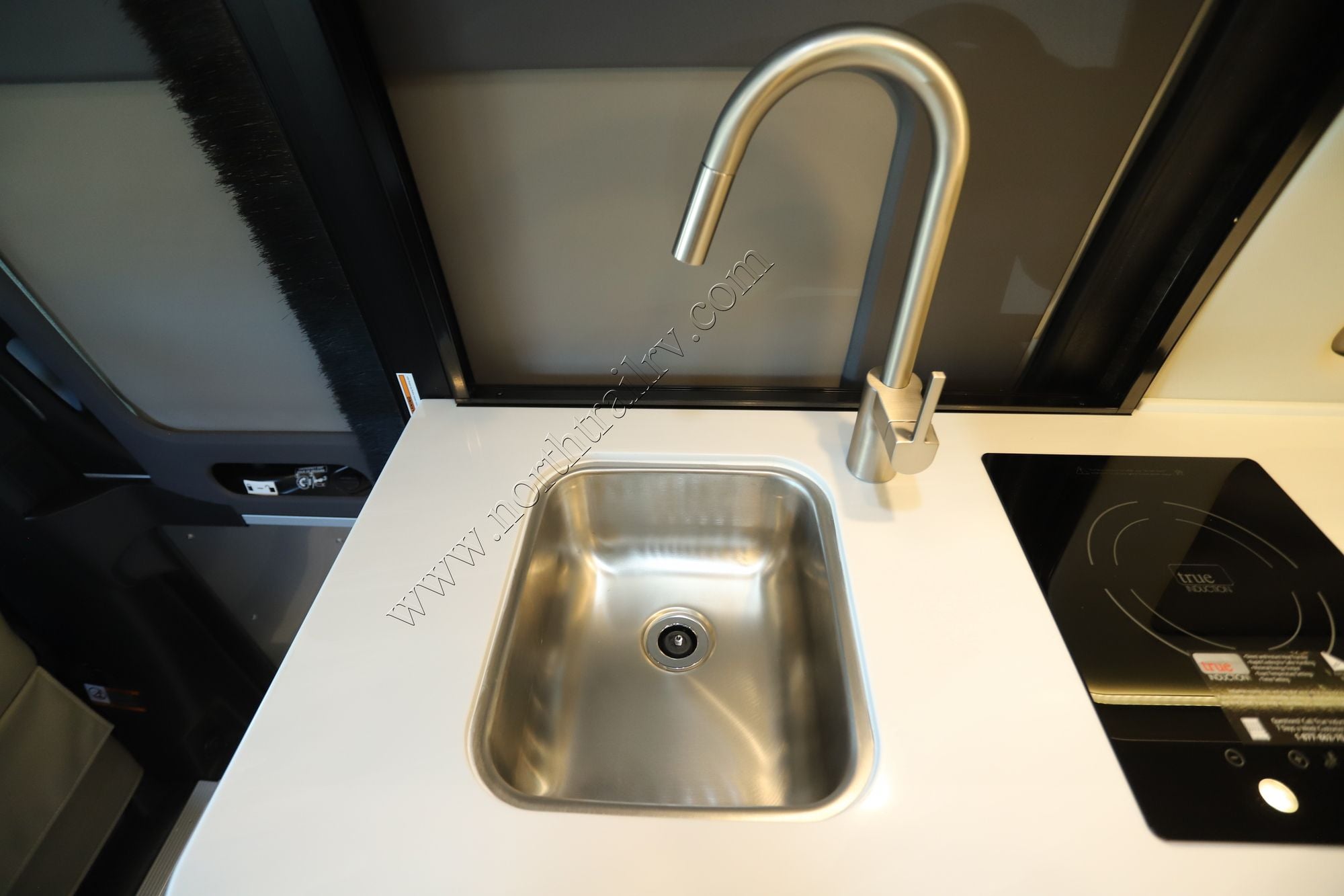 2026 Airstream Interstate Grand Tour AP Class B New  For Sale