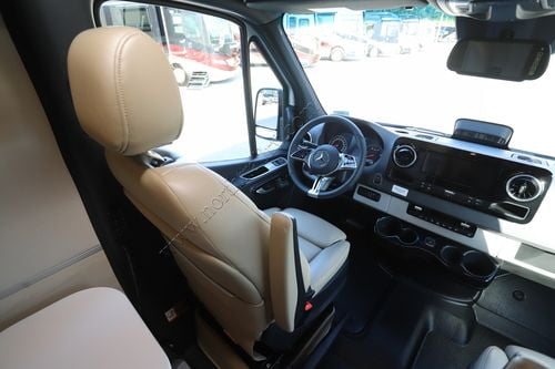 2026 Airstream Interstate Grand Tour AP