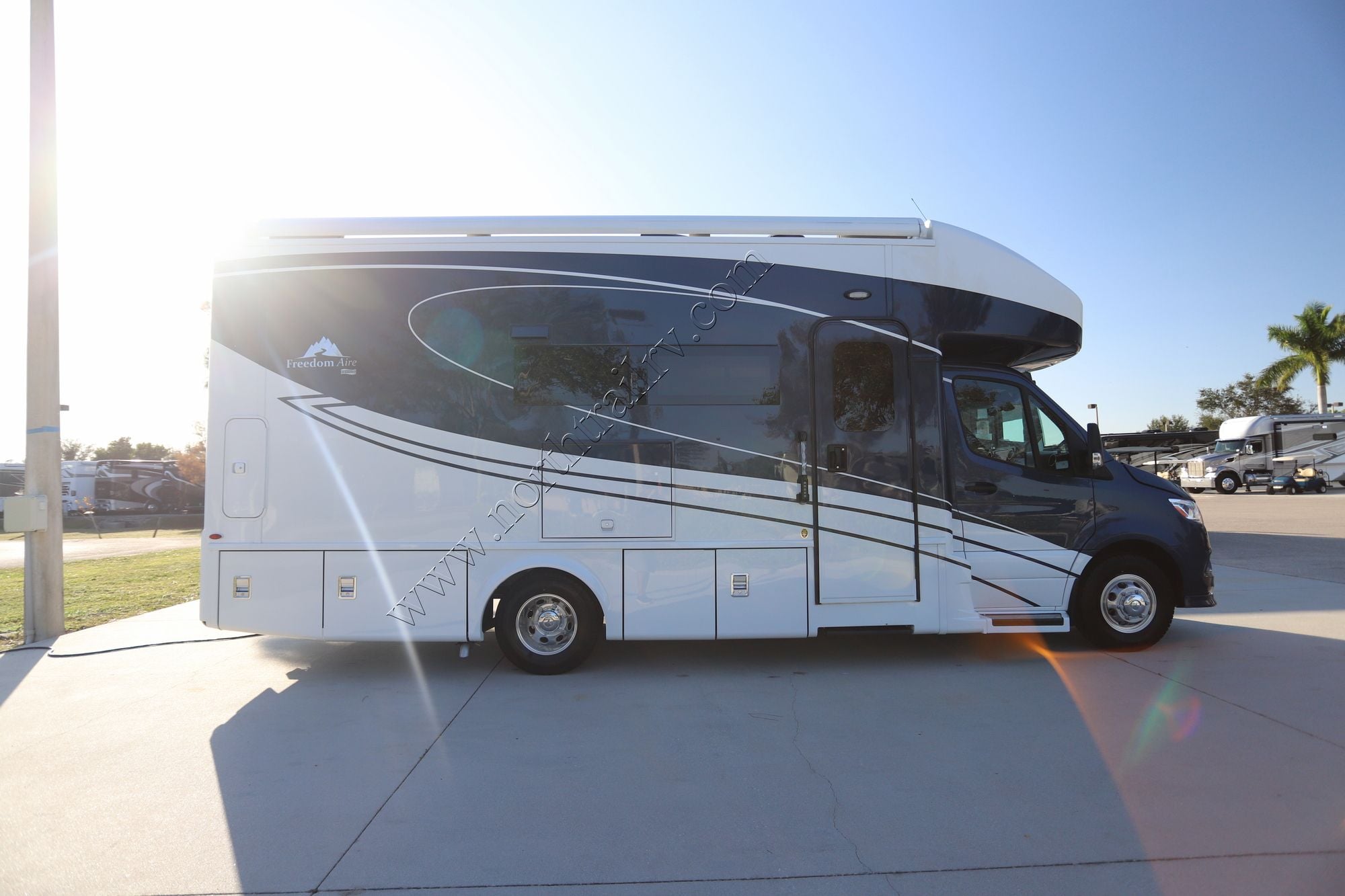 New 2026 Newmar Freedom Aire 2515 Class C  For Sale
