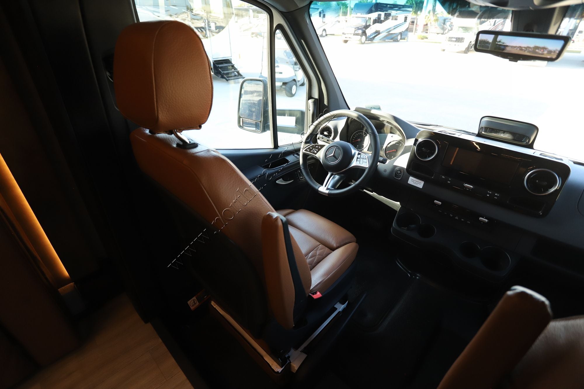 New 2026 Newmar Freedom Aire 2515 Class C  For Sale