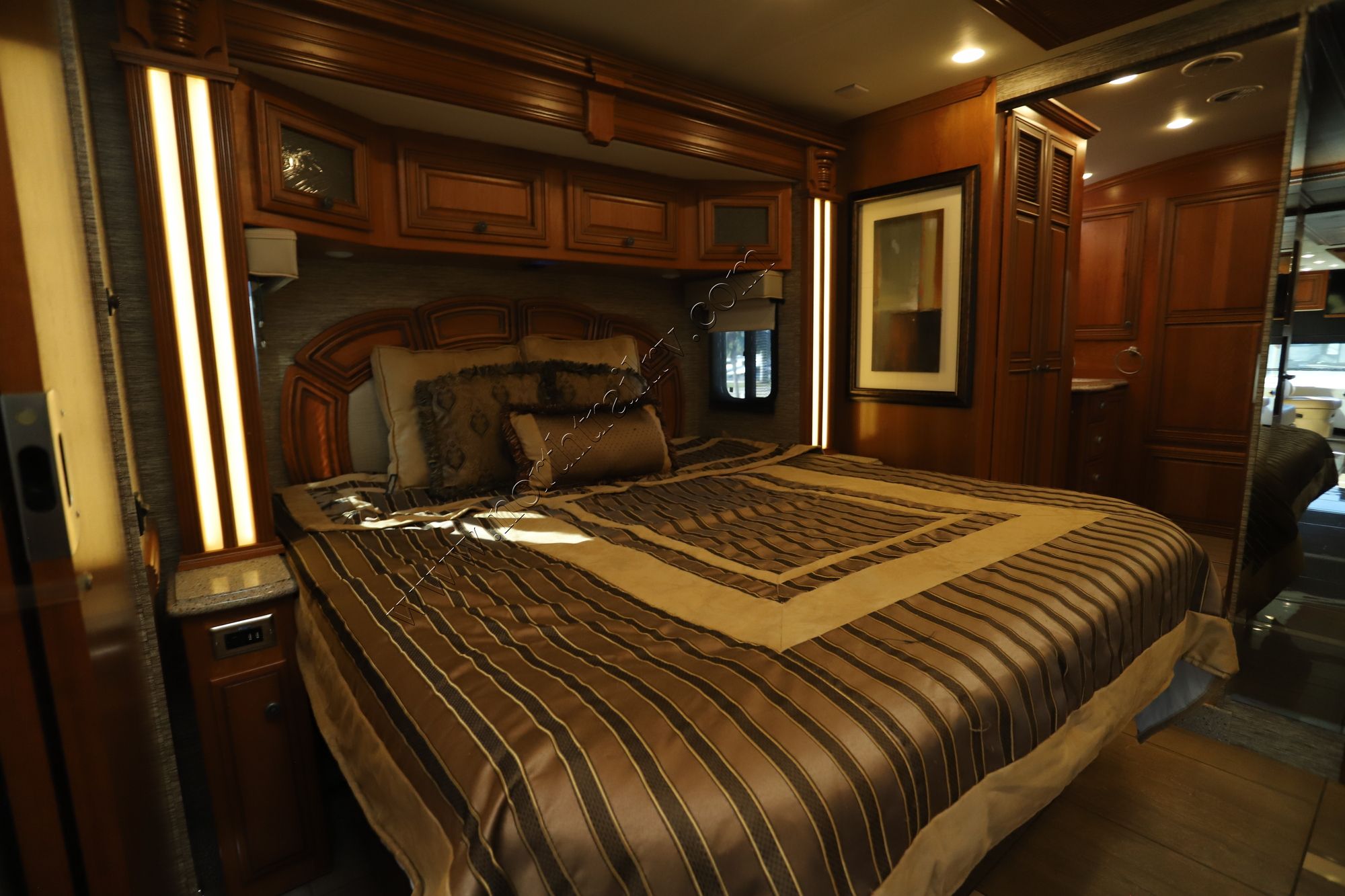 Used 2016 Newmar Dutch Star 4369 Class A  For Sale