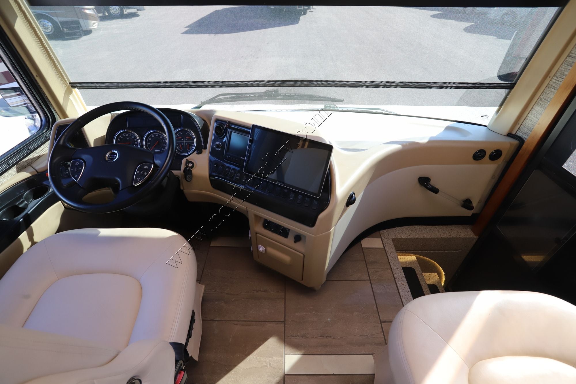 Used 2016 Newmar Dutch Star 4369 Class A  For Sale