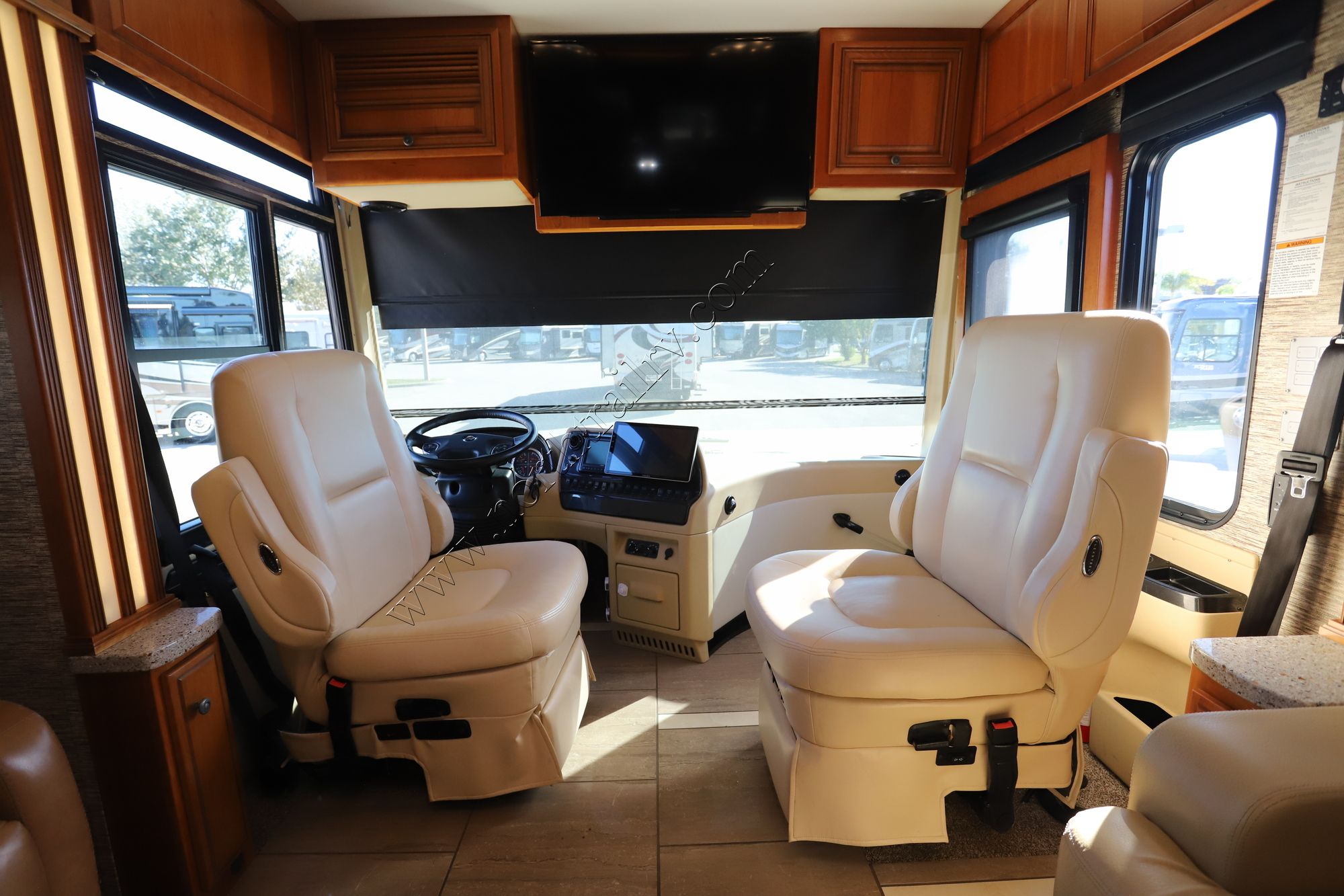 Used 2016 Newmar Dutch Star 4369 Class A  For Sale
