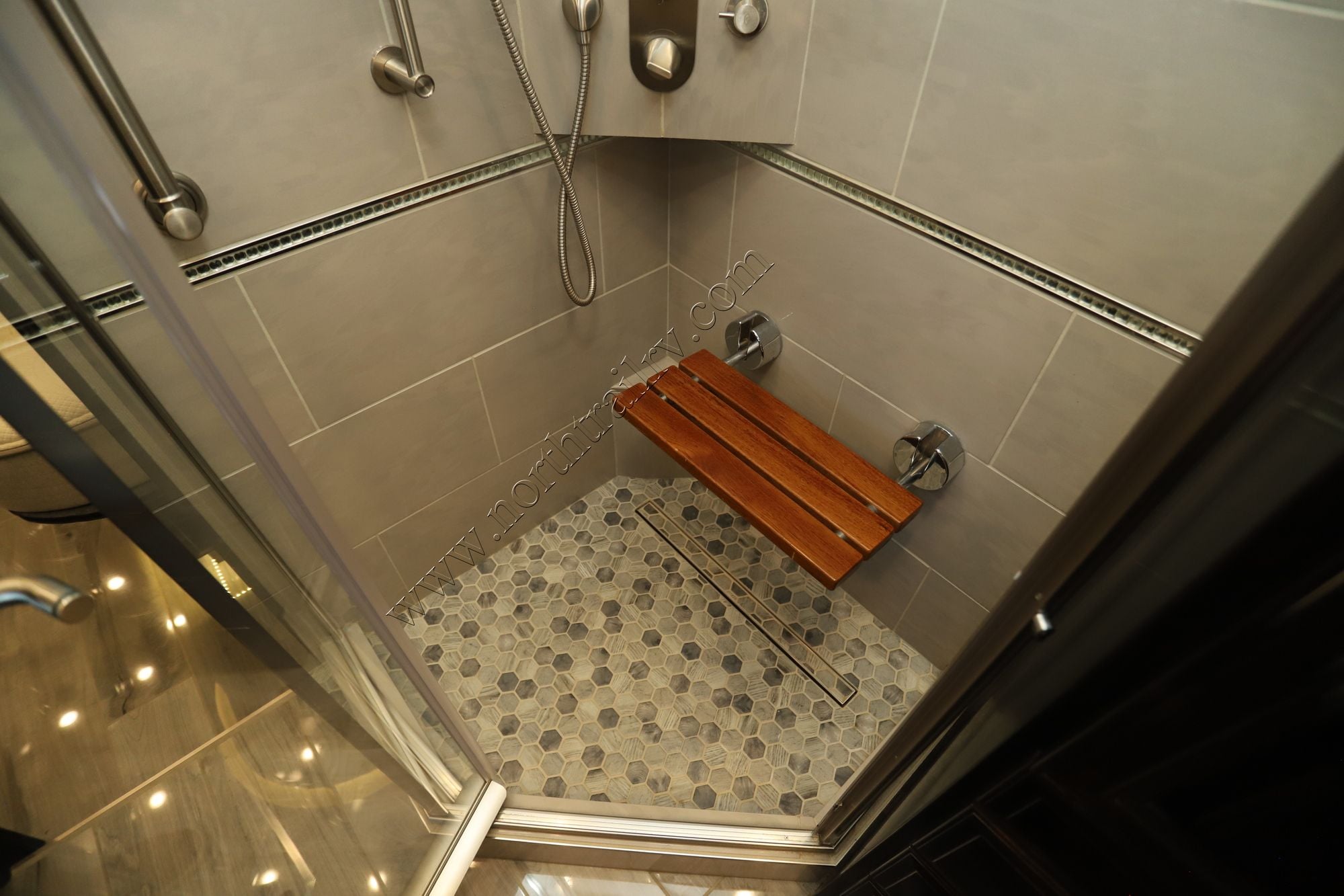 Used 2022 Newmar Essex 4569 Class A  For Sale