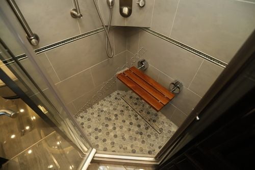 2022 Newmar Essex 4569 Class A