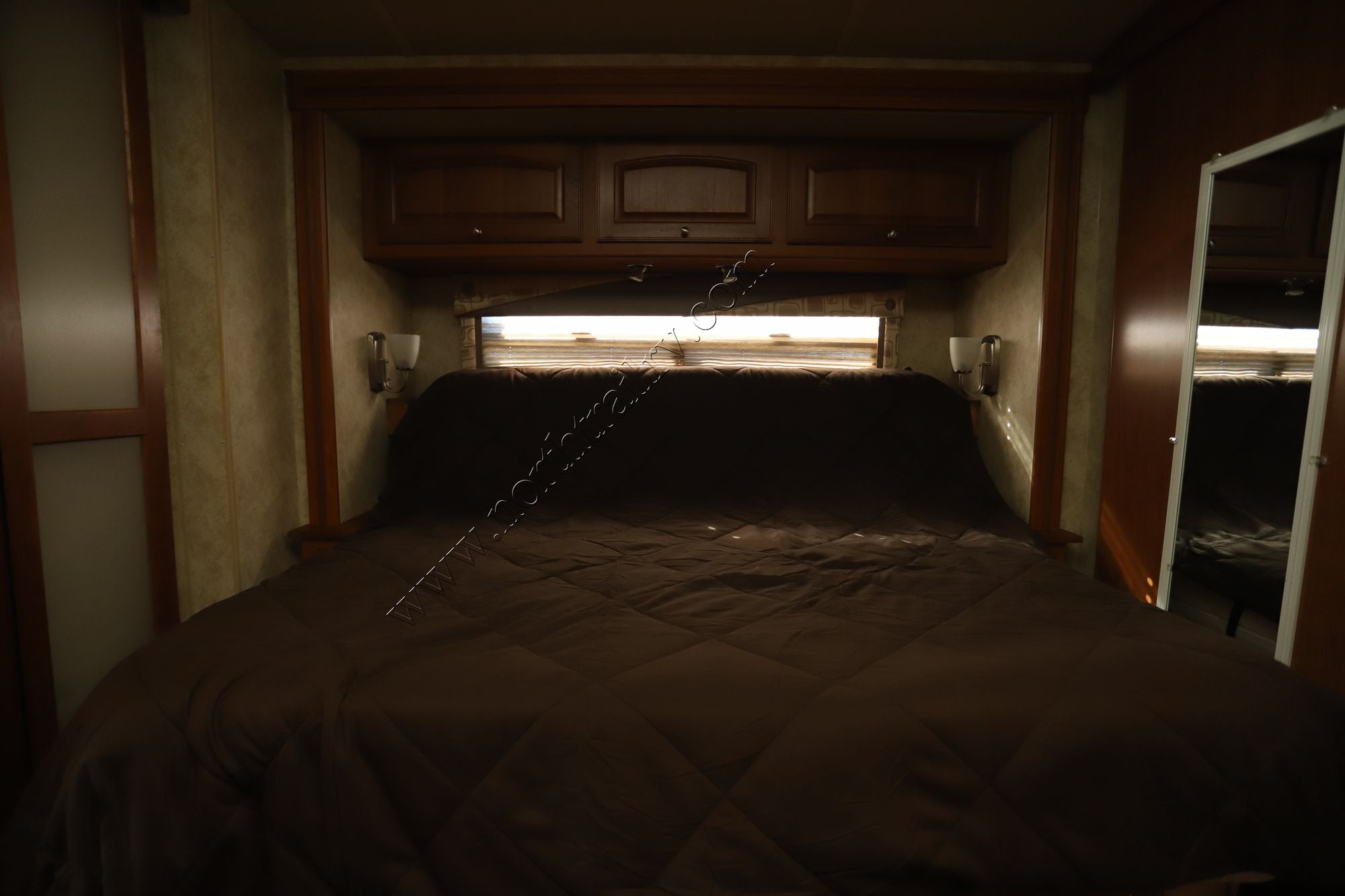 Used 2010 Winnebago Adventurer 37F Class A  For Sale