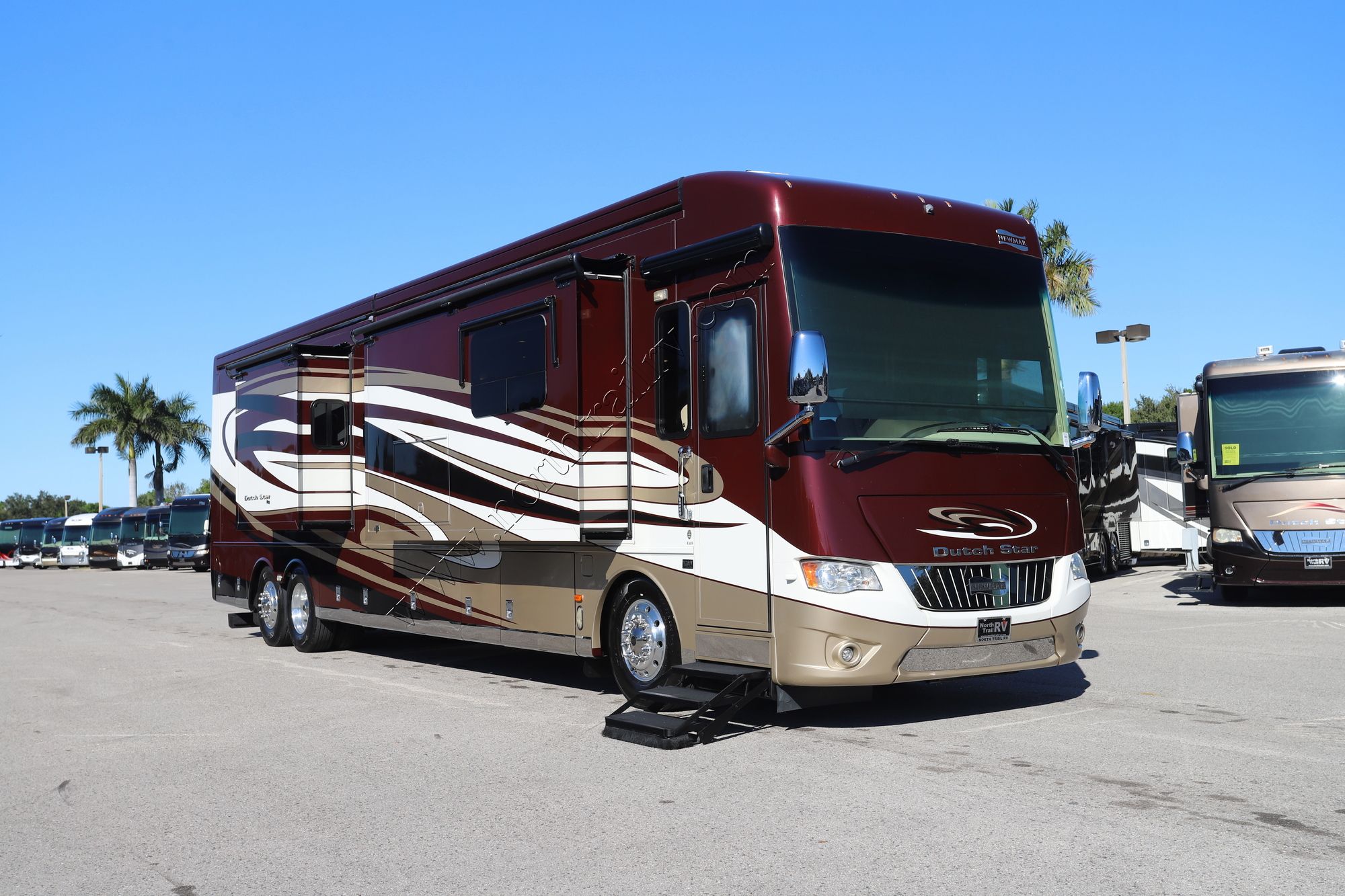 Used 2016 Newmar Dutch Star 4369 Class A  For Sale