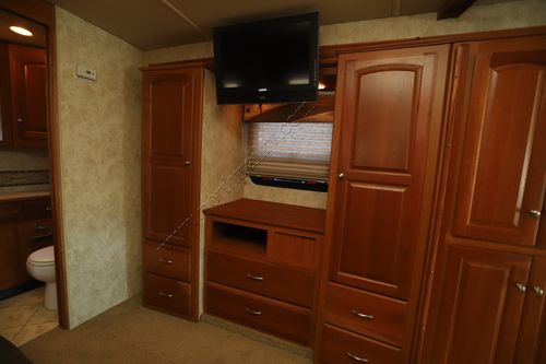 2010 Winnebago Adventurer 37F