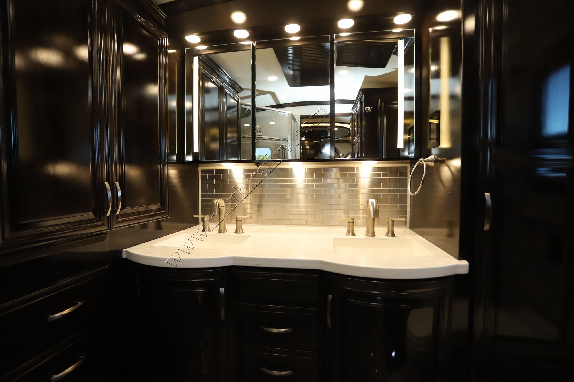 Used 2022 Newmar Essex 4569 Class A  For Sale