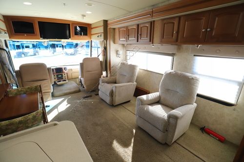 2010 Winnebago Adventurer 37F