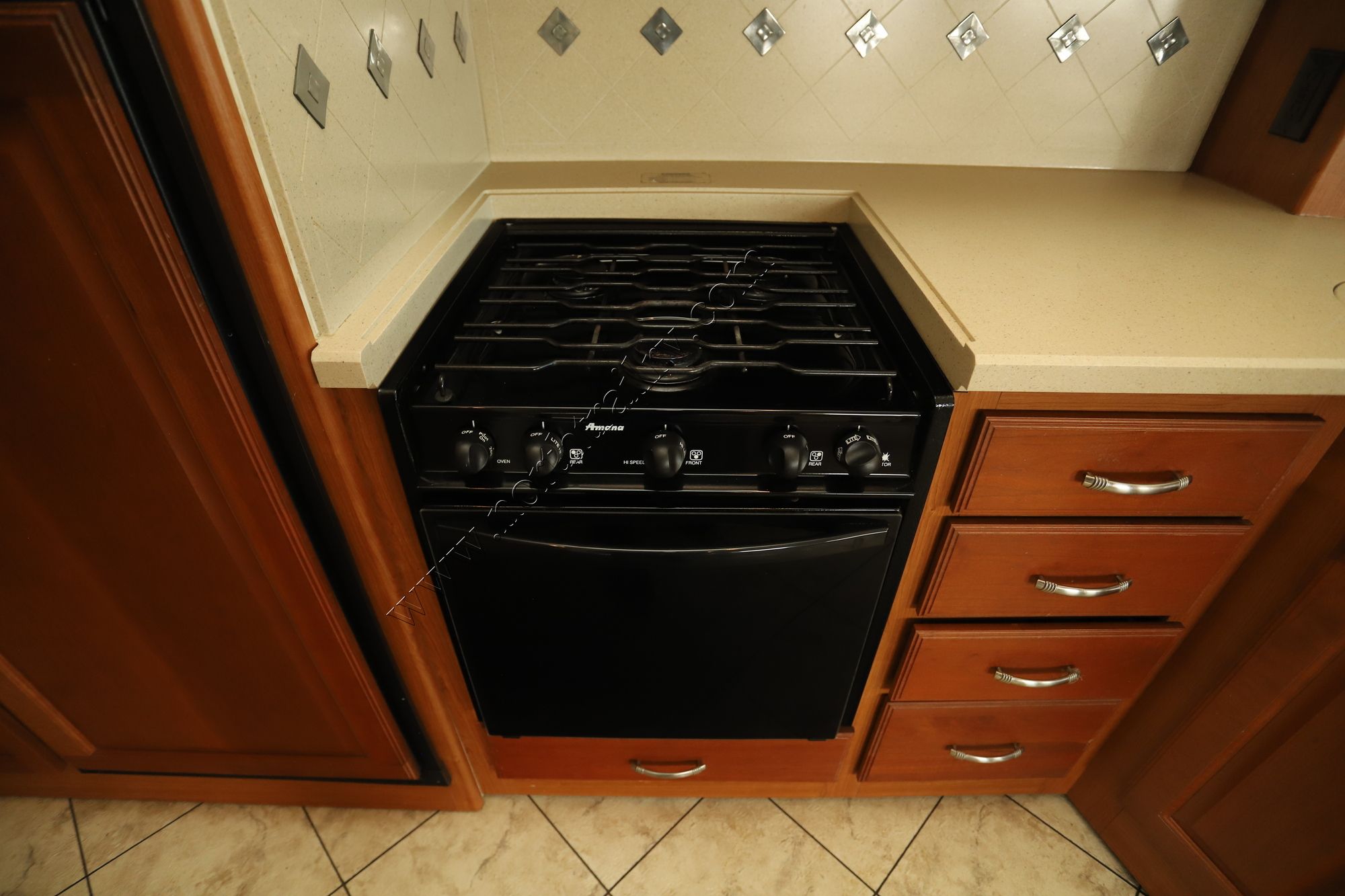 Used 2010 Winnebago Adventurer 37F Class A  For Sale