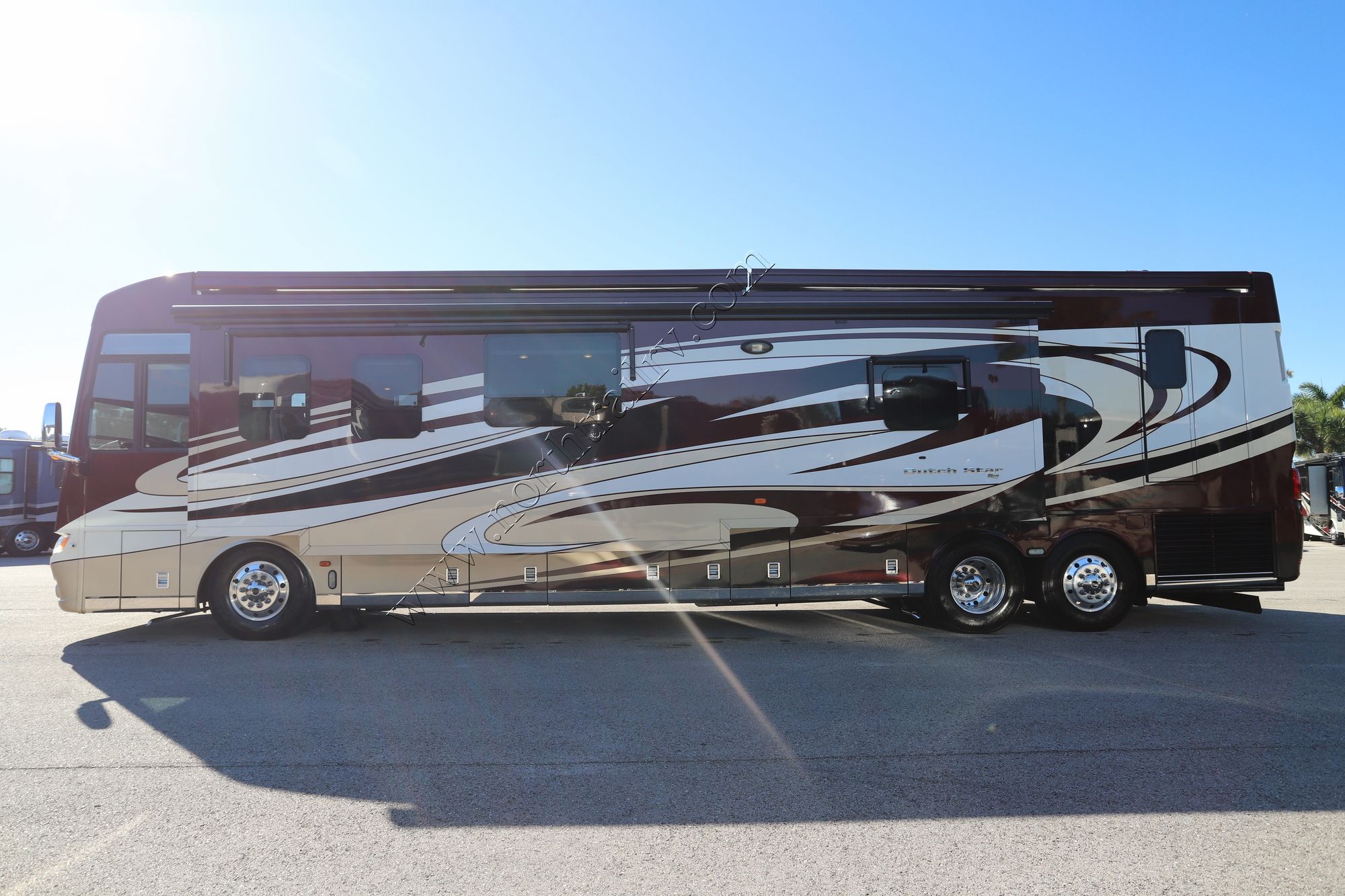 Used 2016 Newmar Dutch Star 4369 Class A  For Sale