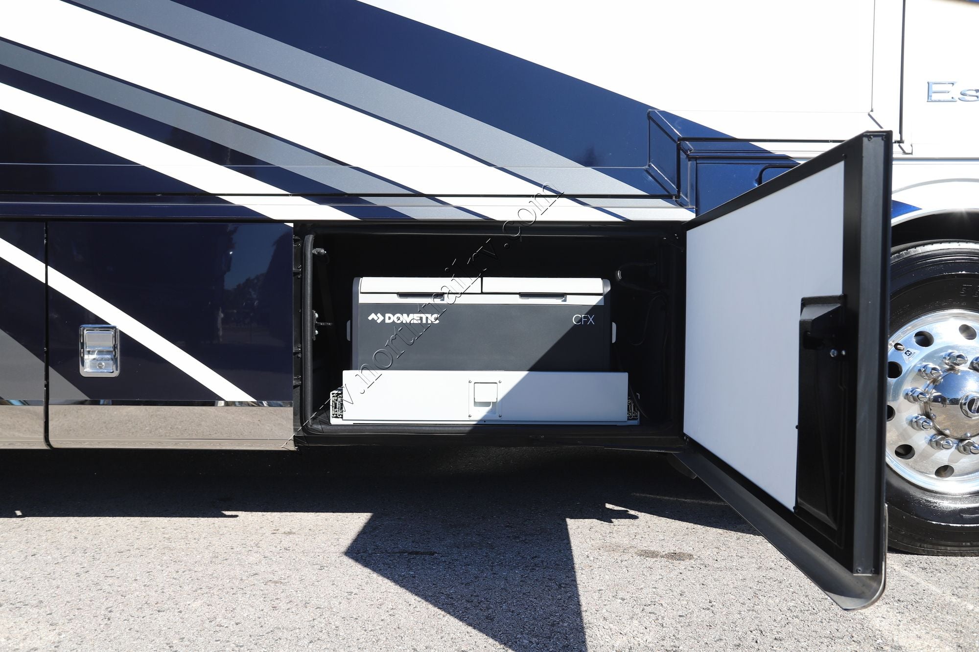 Used 2022 Newmar Essex 4569 Class A  For Sale