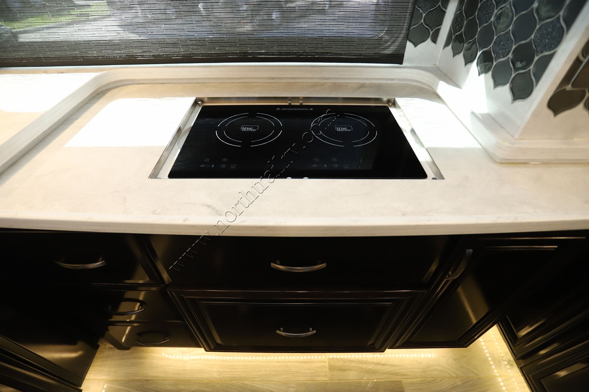 Used 2022 Newmar Essex 4569 Class A  For Sale