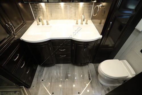 2022 Newmar Essex 4569 Class A