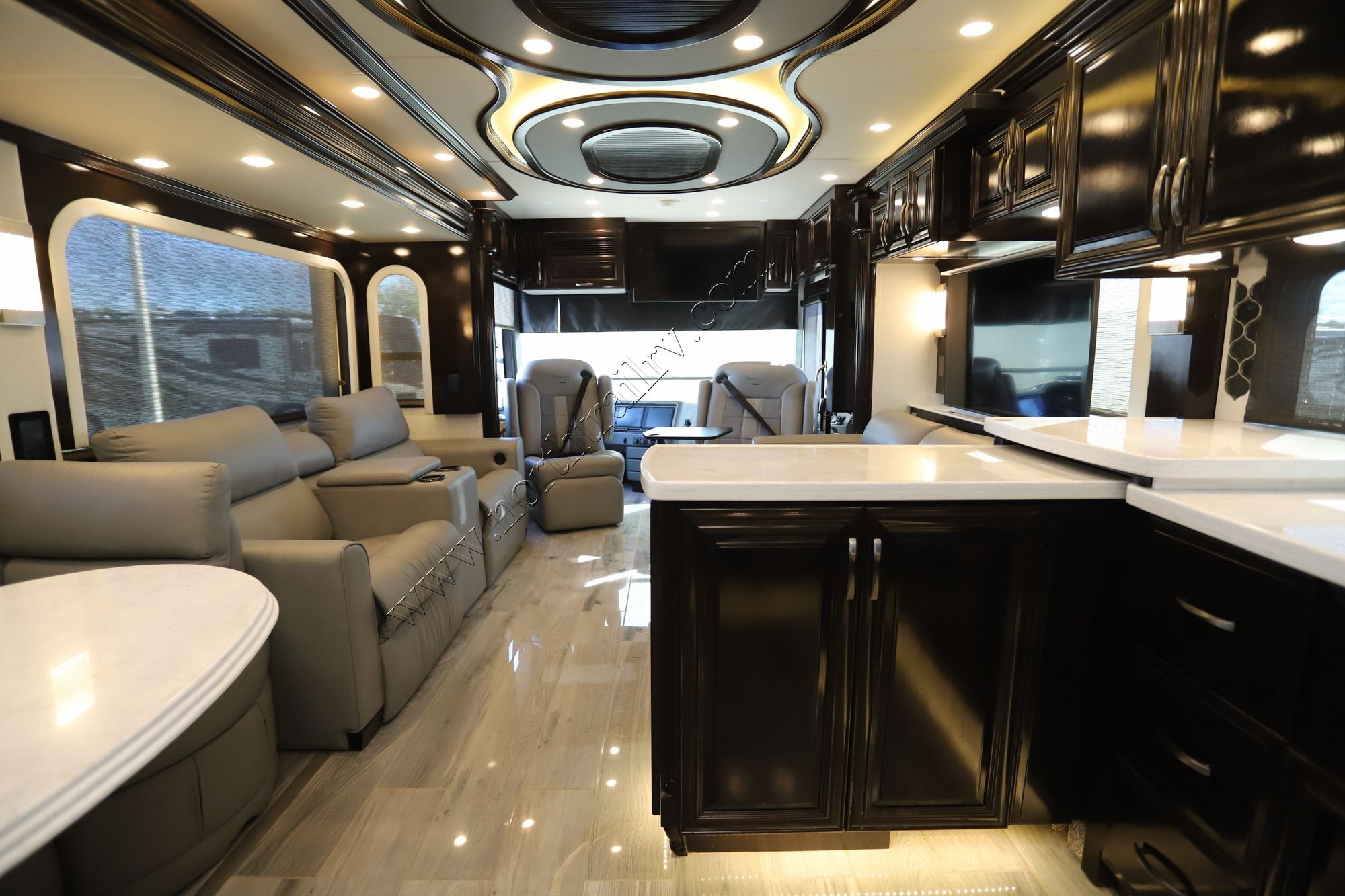 Used 2022 Newmar Essex 4569 Class A  For Sale