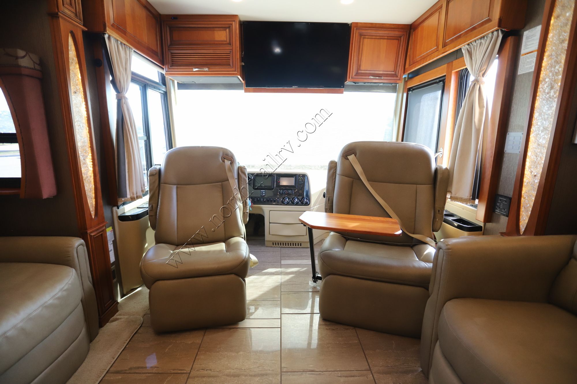 Used 2014 Newmar Mountain Aire 4364 Class A  For Sale