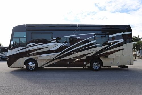 2021 Newmar Ventana 3407 Class A