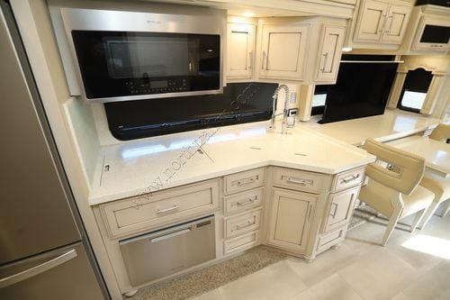 2021 Newmar Ventana 3407 Class A