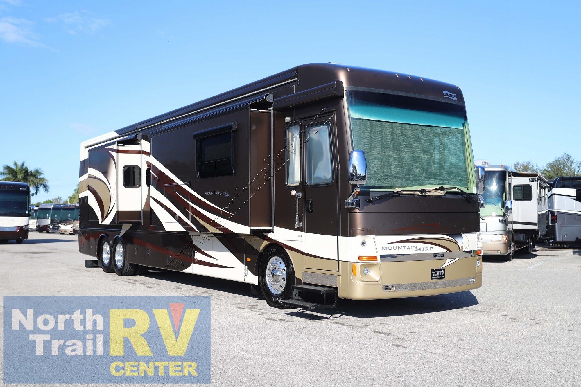 Used 2014 Newmar Mountain Aire 4364 Class A  For Sale