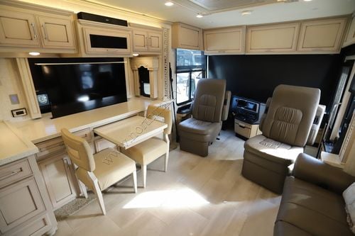 2021 Newmar Ventana 3407 Class A