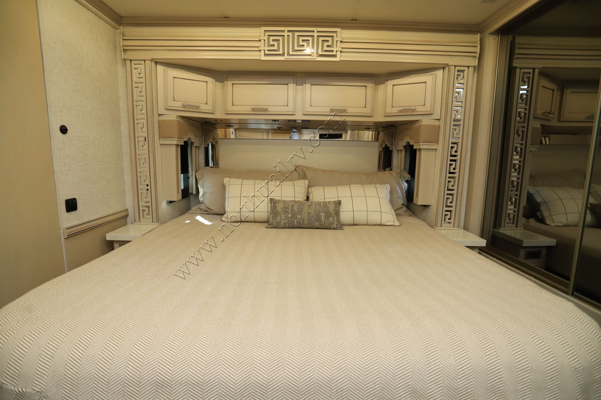 Used 2021 Newmar Ventana 3407 Class A  For Sale