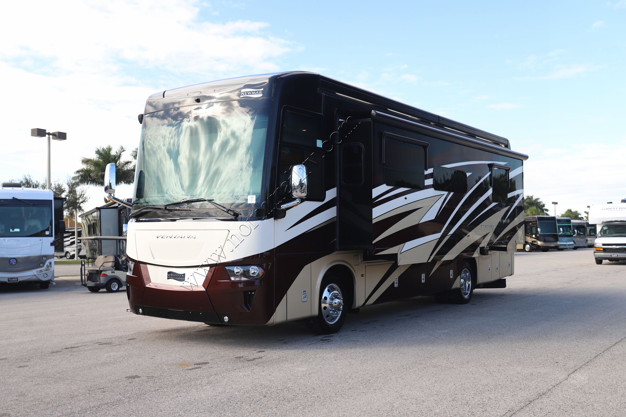Used 2021 Newmar Ventana 3407 Class A  For Sale