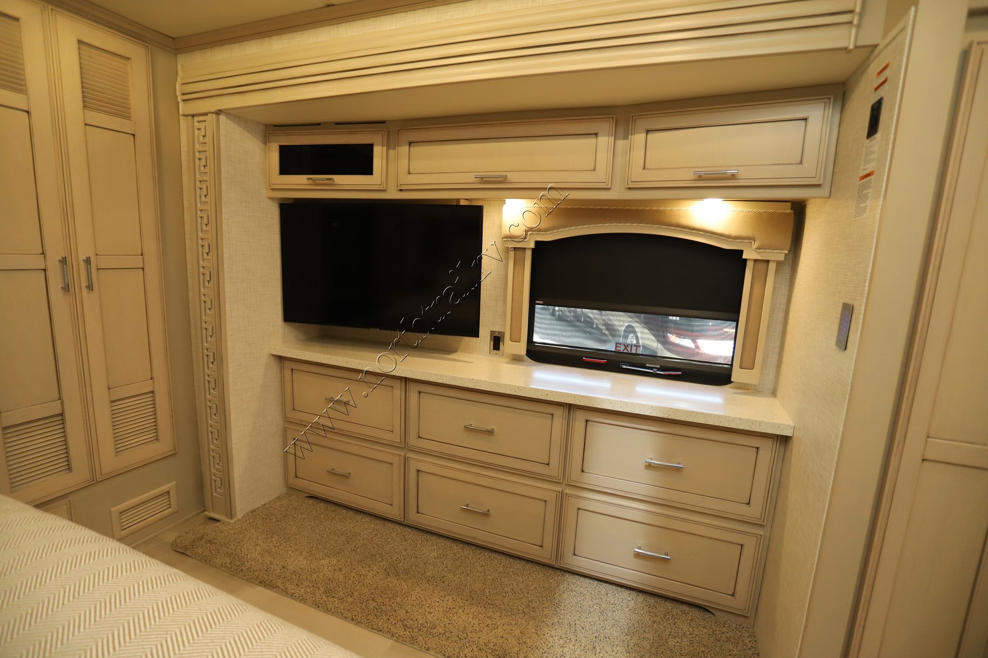 Used 2021 Newmar Ventana 3407 Class A  For Sale