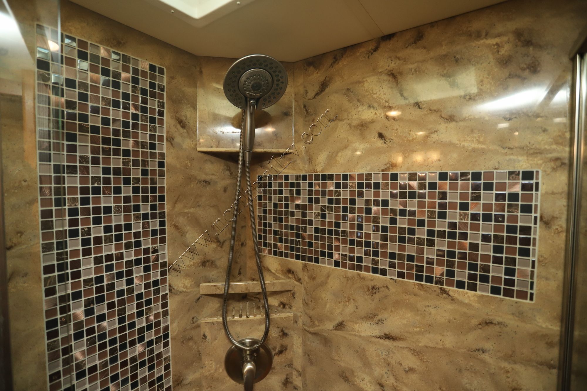 Used 2014 Newmar Mountain Aire 4364 Class A  For Sale