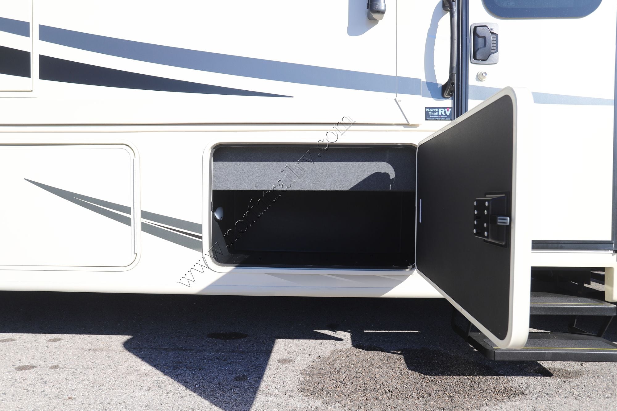 Used 2023 Entegra Vision  Xl 34G Class A  For Sale