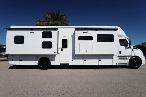 2026 Renegade Rv Explorer 40EBH