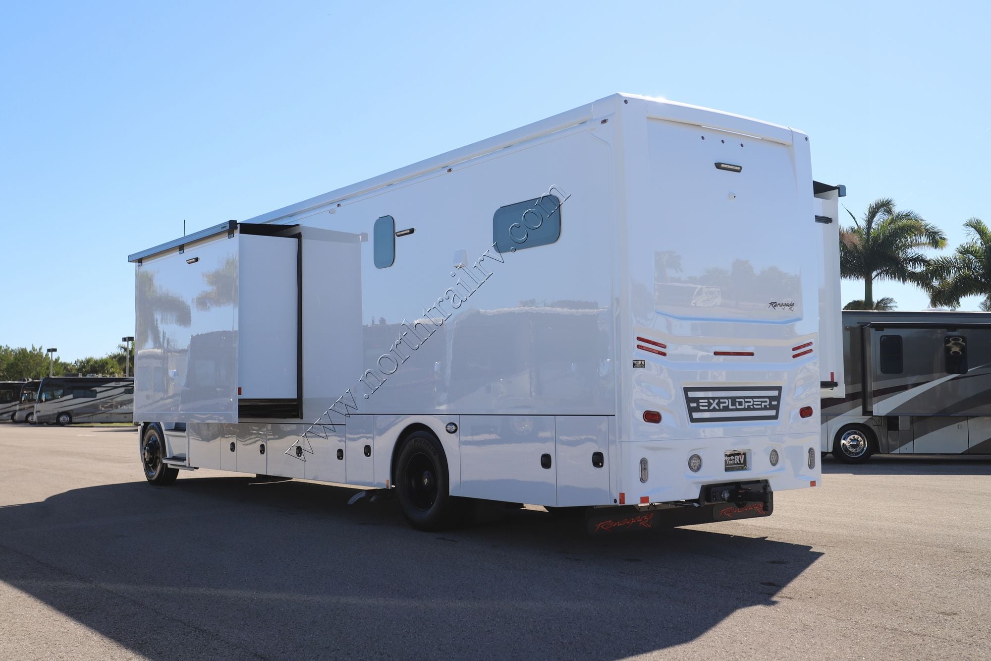 New 2026 Renegade Rv Explorer 40EBH Super C  For Sale