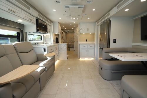 2026 Renegade Rv Explorer 40EBH