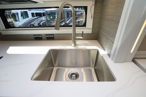 2026 Renegade Rv Explorer 40EBH