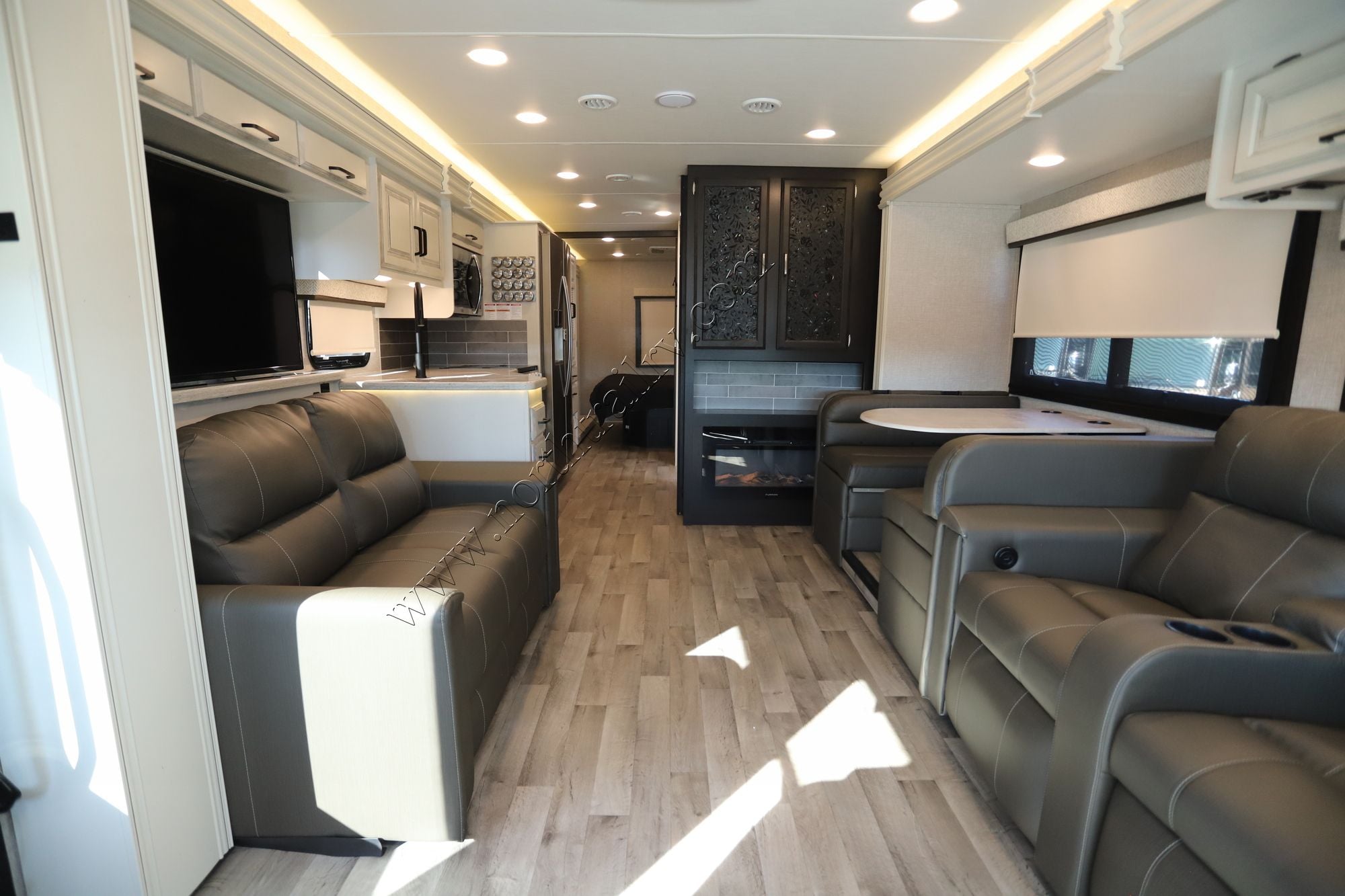 Used 2023 Entegra Vision  Xl 34G Class A  For Sale