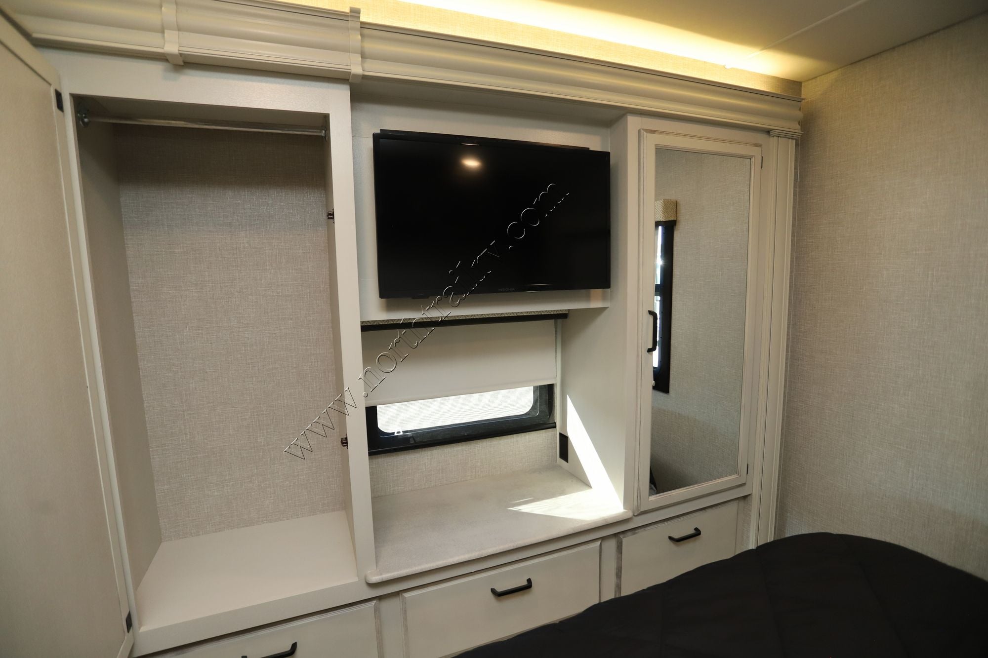 Used 2023 Entegra Vision  Xl 34G Class A  For Sale