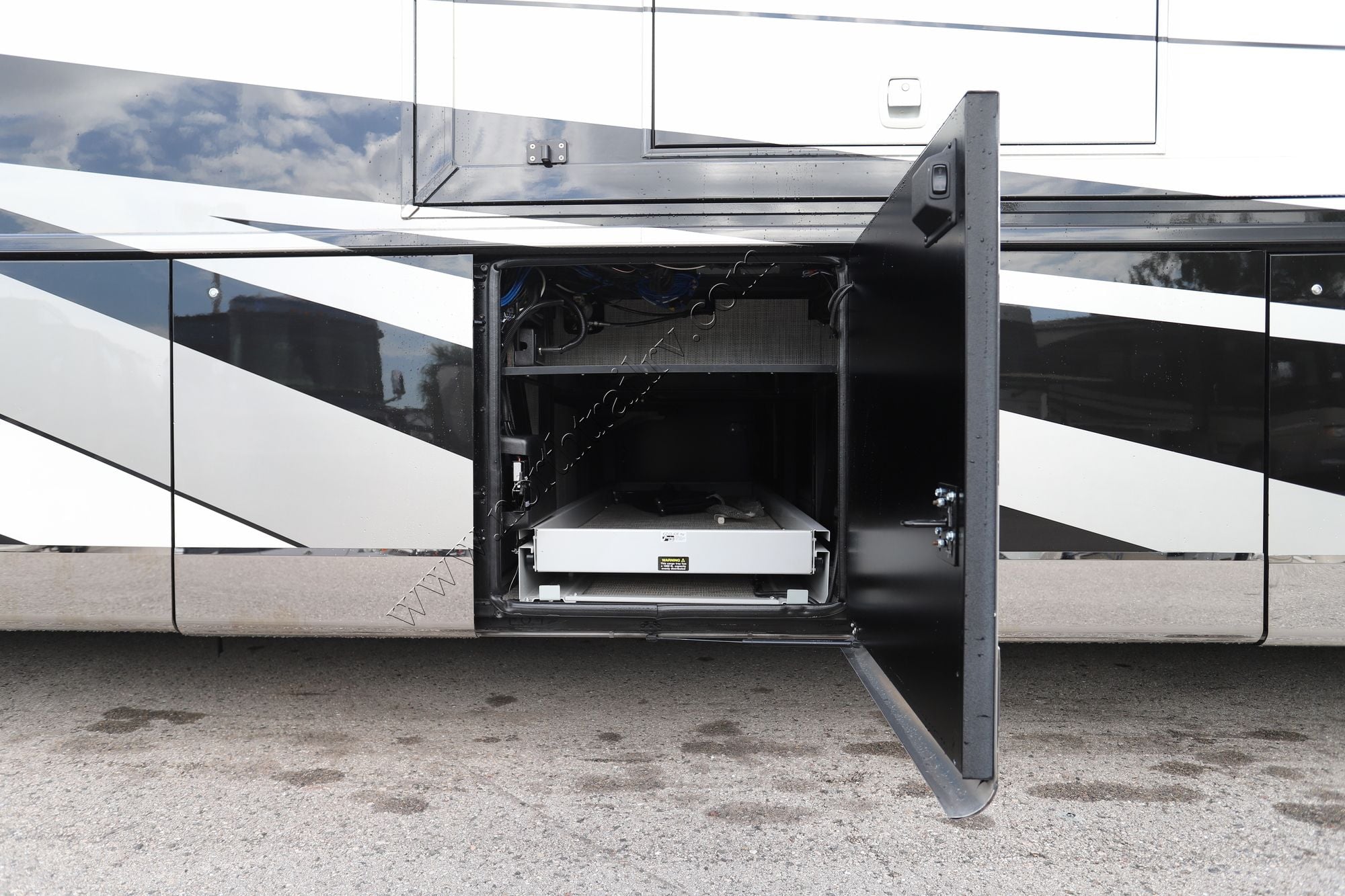 Used 2021 Newmar King Aire 4531 Class A  For Sale