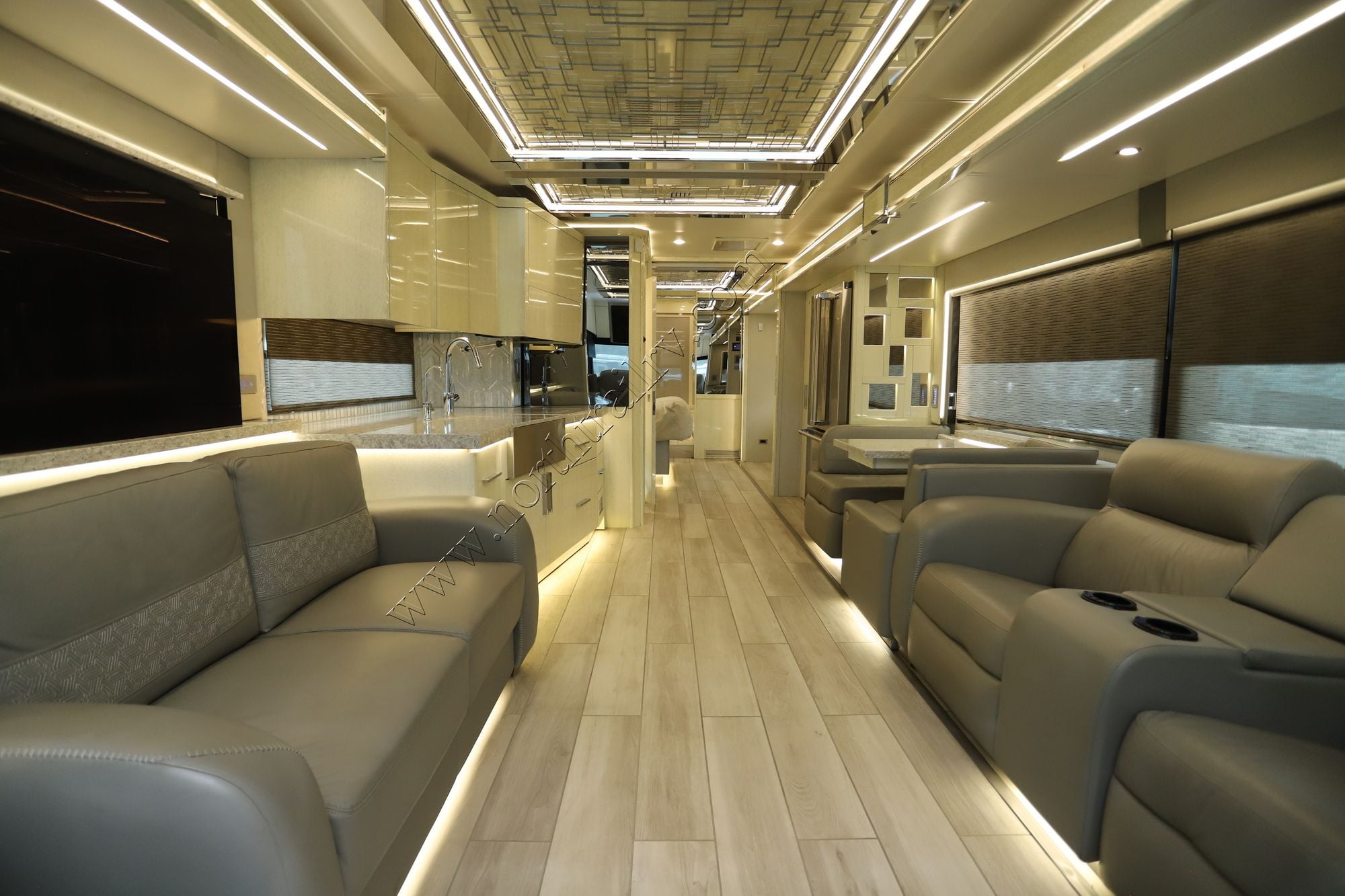 Used 2021 Newmar King Aire 4531 Class A  For Sale