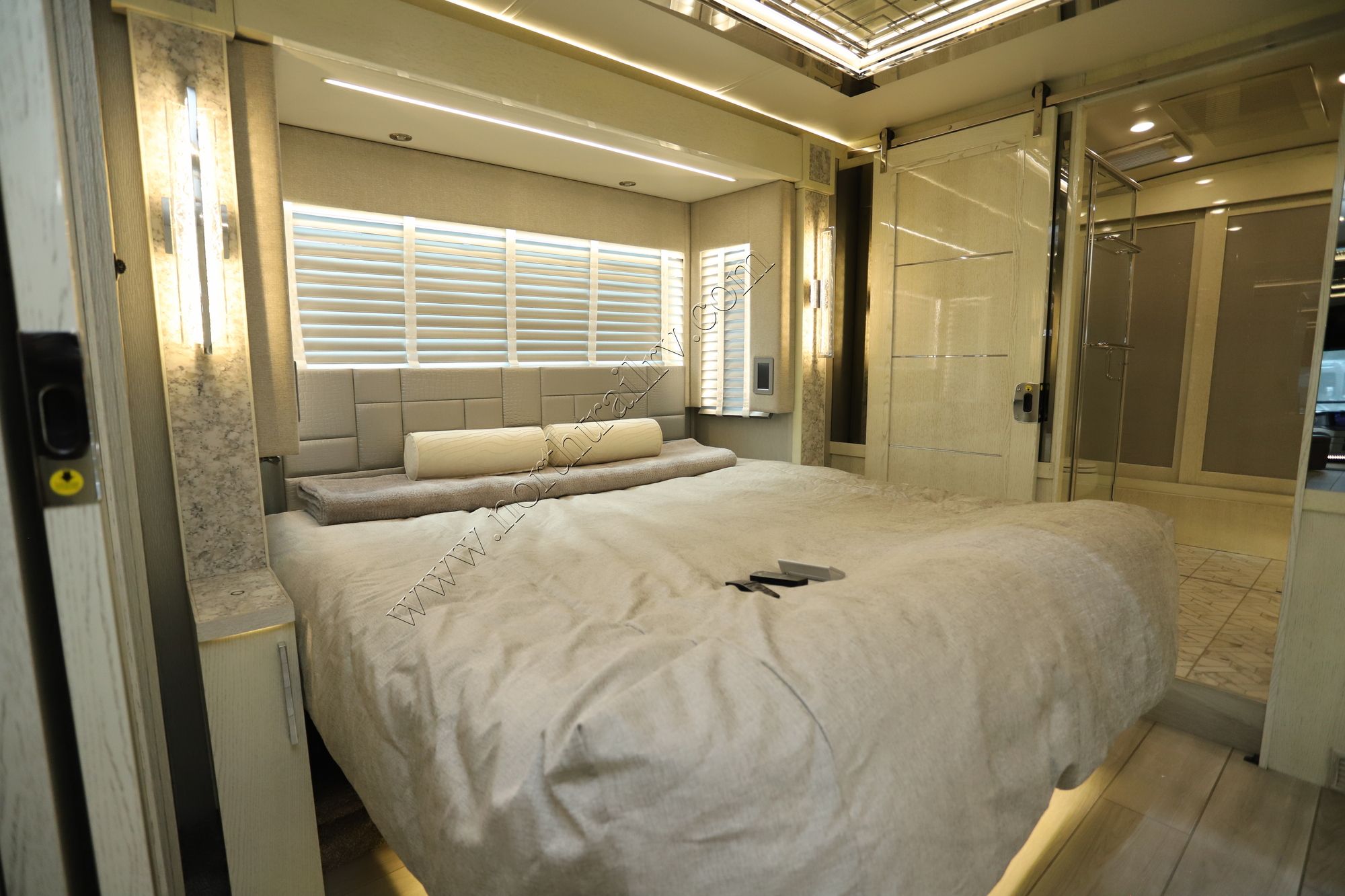 Used 2021 Newmar King Aire 4531 Class A  For Sale