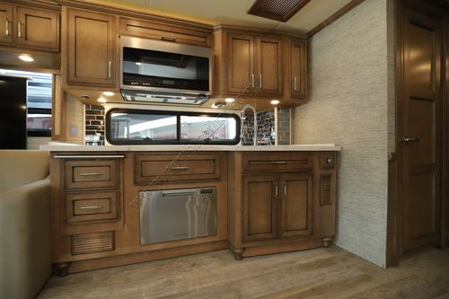 2021 Newmar Ventana 4369