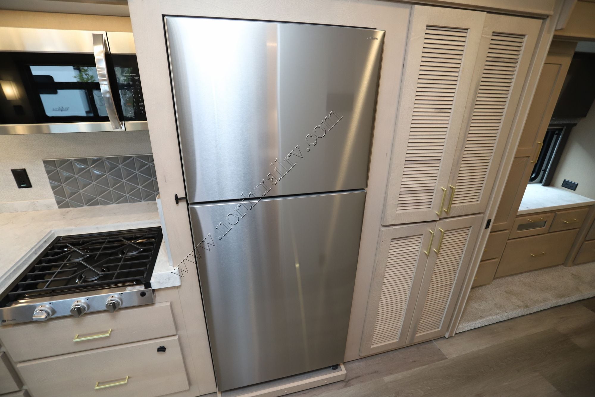 New 2026 Renegade Rv Valencia 39FW Super C  For Sale